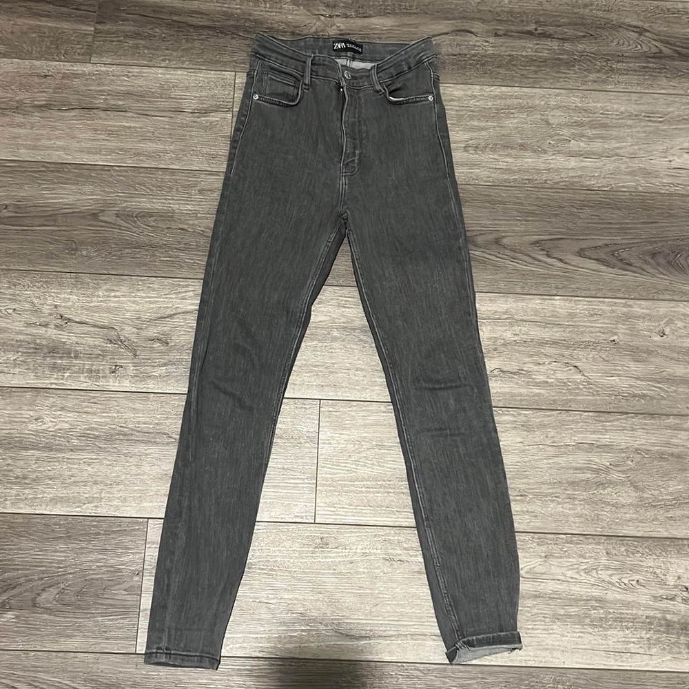 Zara Jeans